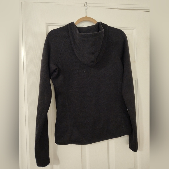 North Face women's hooded quarter zip pullover sweater, size medium, black - Picture 2 of 7